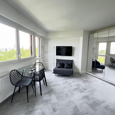 Apartment Home In Paris With View, 15Min Direct To Center Buitenkant foto